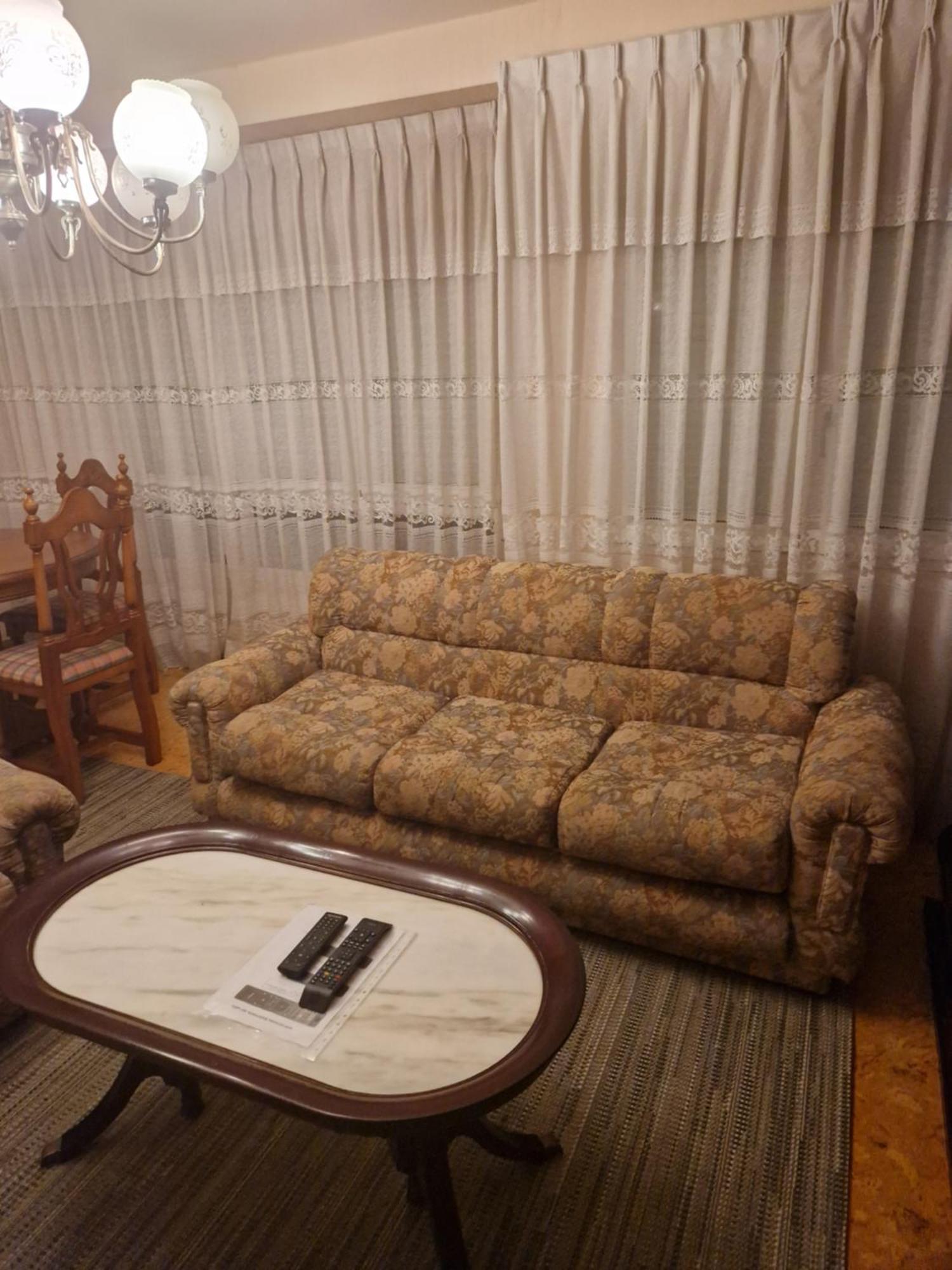 Muy Amplio, Con Wifi Y A 12 Minutos Del Centro Apartamento